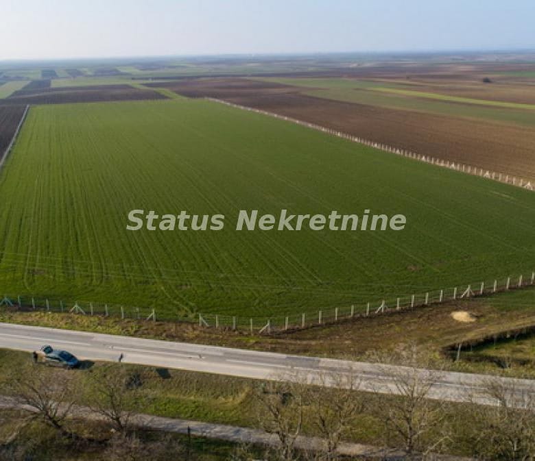 Plac na prodaju, Stara Pazova, 561,37 ari, 927.000 €