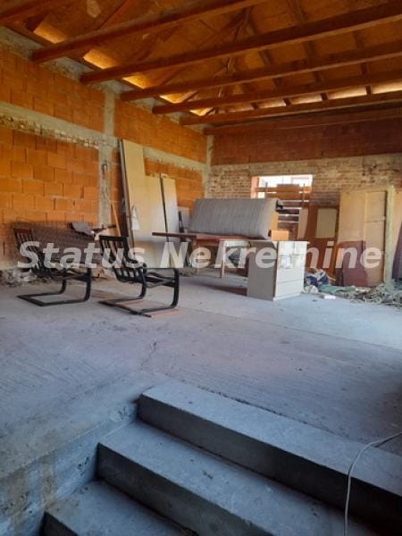 Kuća Prodaja Sremski Karlovci  230 m2
