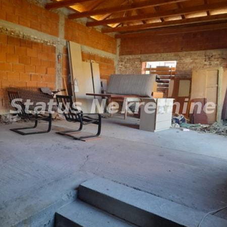 Kuća Prodaja Sremski Karlovci  230 m2