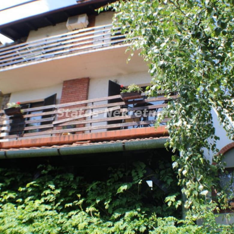 Kuća na prodaju, Petrovaradin, Novi Sad, 264m², 299.000 €