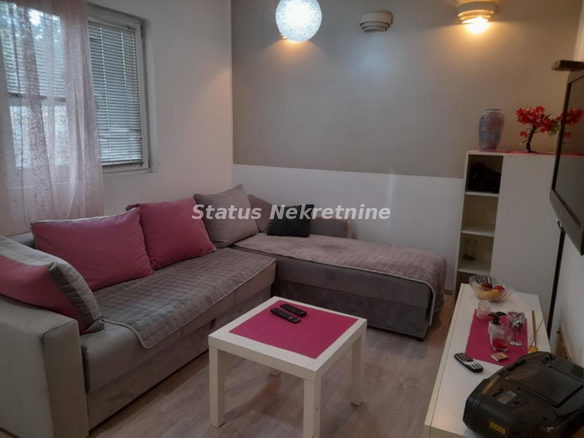 Stan Izdavanje Novi Sad  78 m2