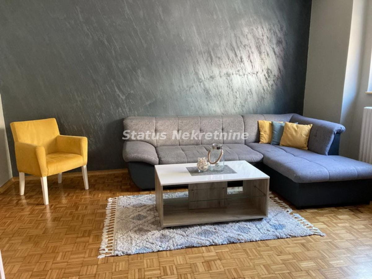 Kuća Prodaja Novi Sad  340 m2