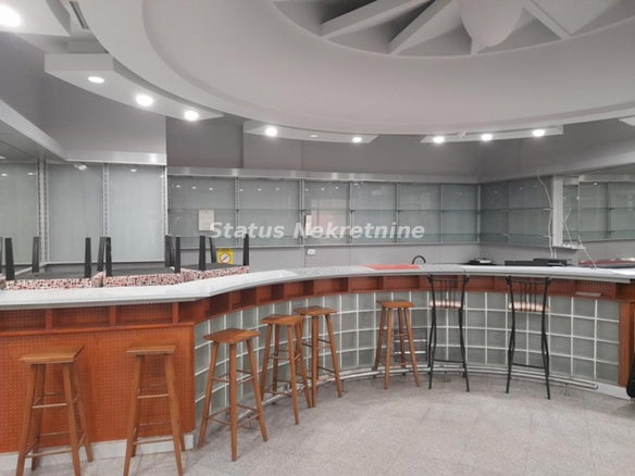 Lokal Izdavanje Novi Sad  39 m2