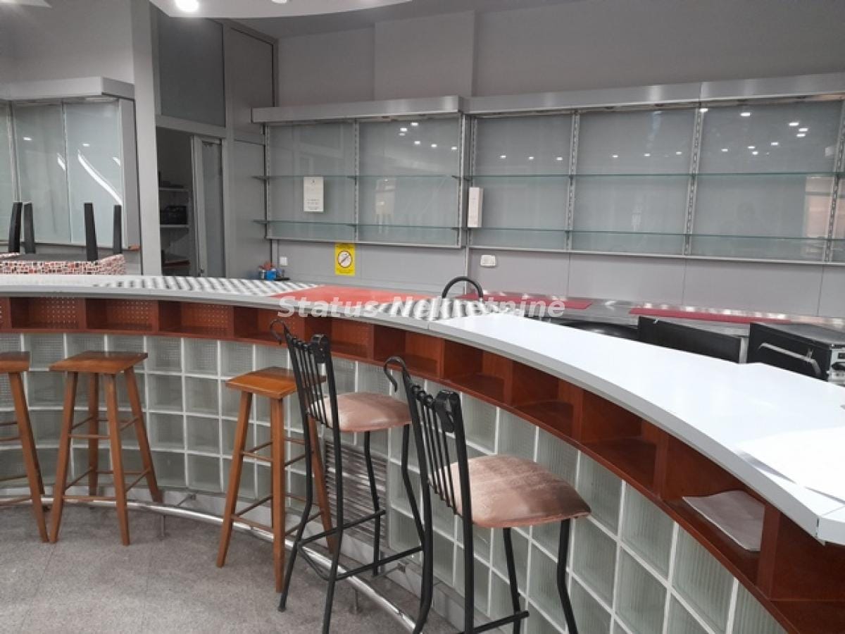 Lokal Izdavanje Novi Sad  39 m2