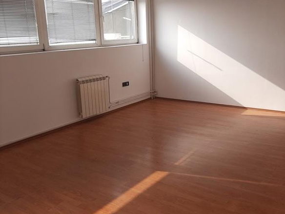 Lokal Izdavanje Beograd Gornji Grad 410 m2