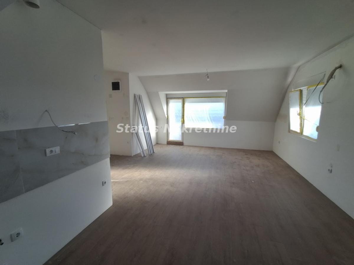 Stan Prodaja Novi Sad  65 m2