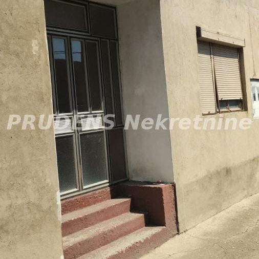 Kuća Prodaja Beograd Dobanovci 300 m2
