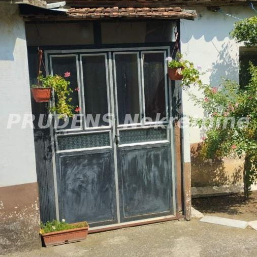 Kuća Prodaja Beograd Dobanovci 300 m2