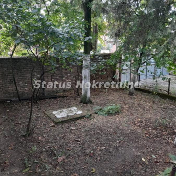 Kuća Prodaja Ruma  220 m2