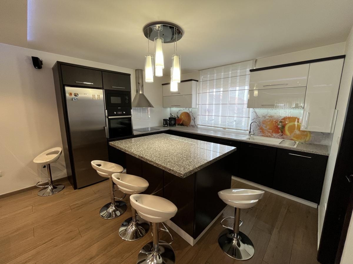 Kuća Prodaja Novi Sad Kuća Prodaja Novi Sad 402 m2