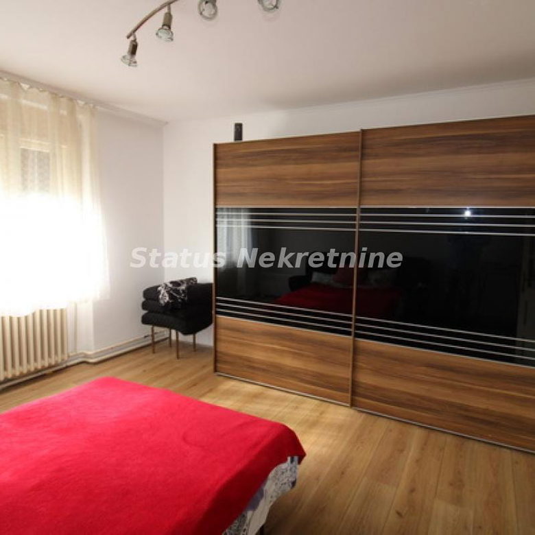 Kuća Prodaja Temerin  229 m2