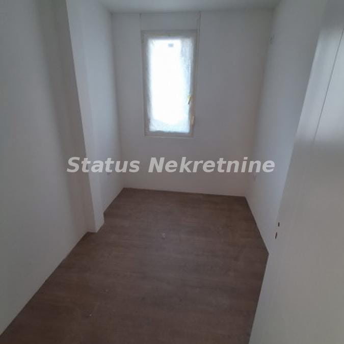 Stan Prodaja Novi Sad  65 m2