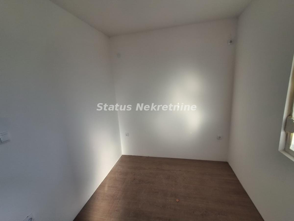 Stan Prodaja Novi Sad  65 m2