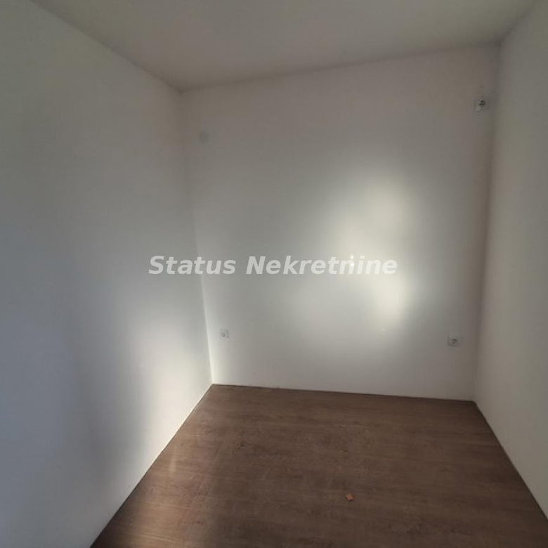 Stan Prodaja Novi Sad  65 m2