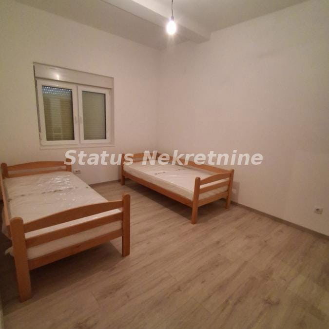 Stan Izdavanje Novi Sad  66 m2
