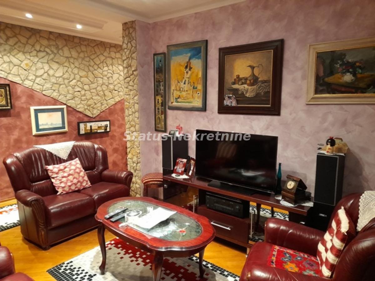 Stan Prodaja Novi Sad  54 m2