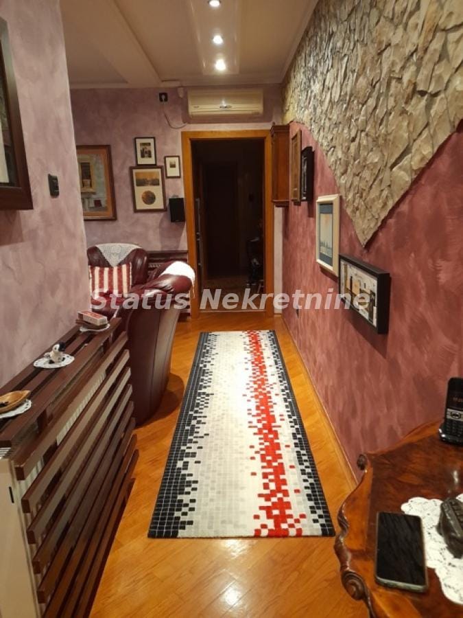 Stan Prodaja Novi Sad  54 m2