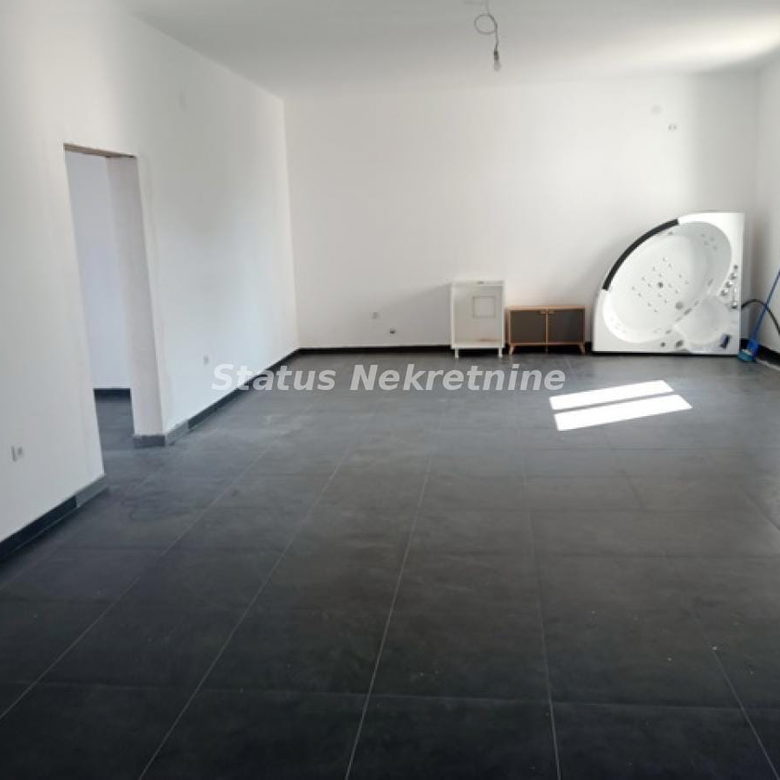 Lokal Izdavanje Novi Sad  50 m2
