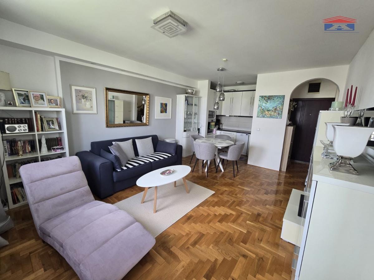 Stan Prodaja Novi Sad  47 m2