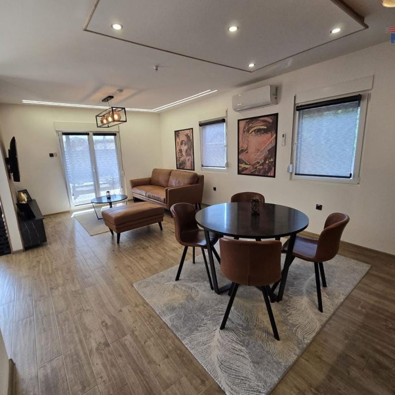 Kuća Prodaja Novi Sad  74 m2