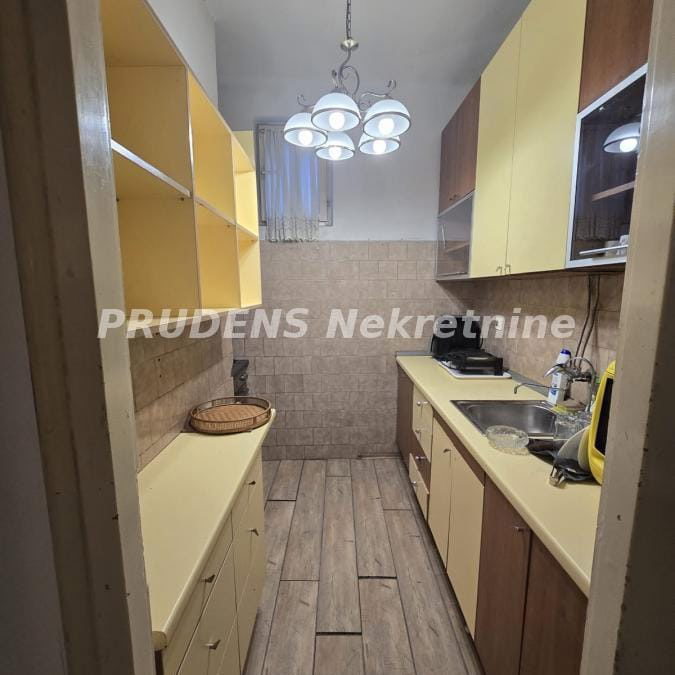 Stan Prodaja Beograd Takovska 65 m2