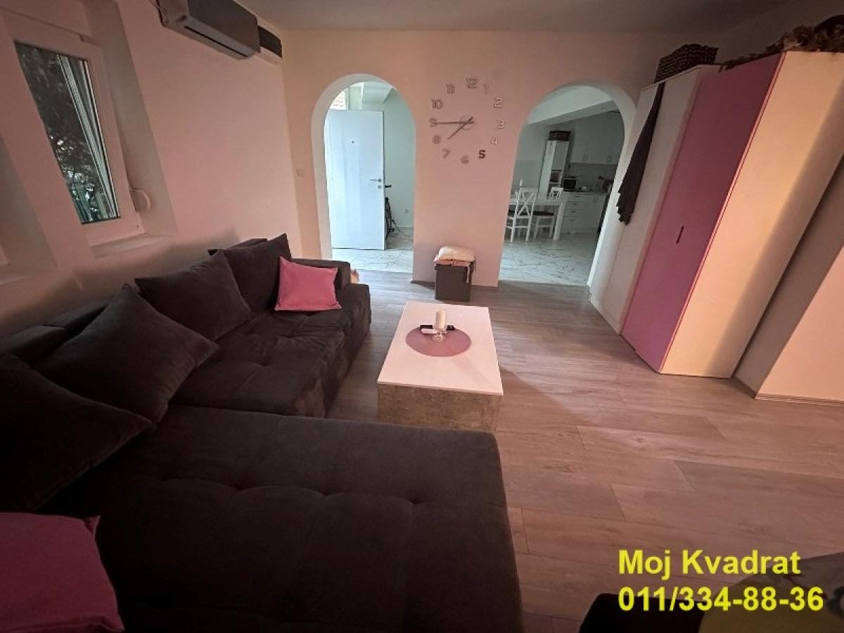 Stan Prodaja Beograd Pašino Brdo 102 m2