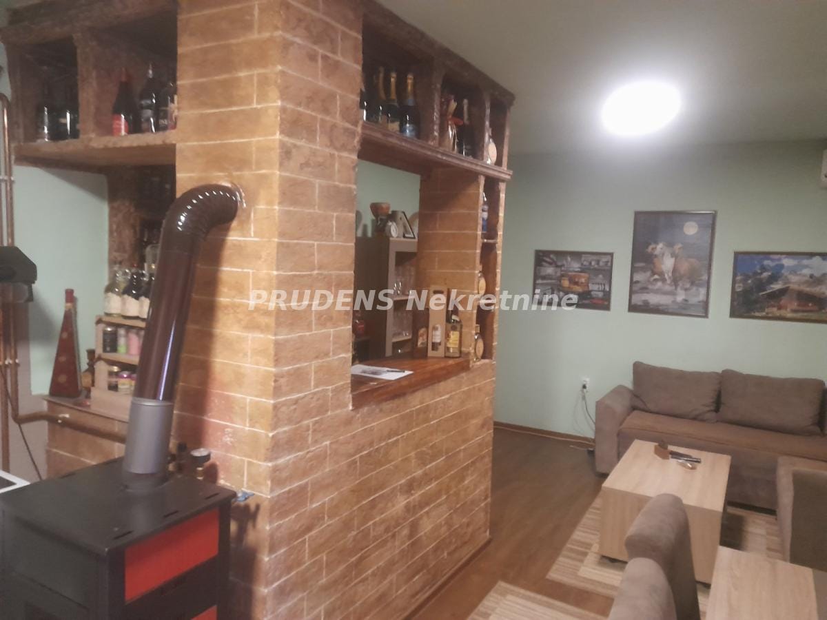 Kuća Prodaja Pećinci Kuća Prodaja Pećinci Deč 90 m2