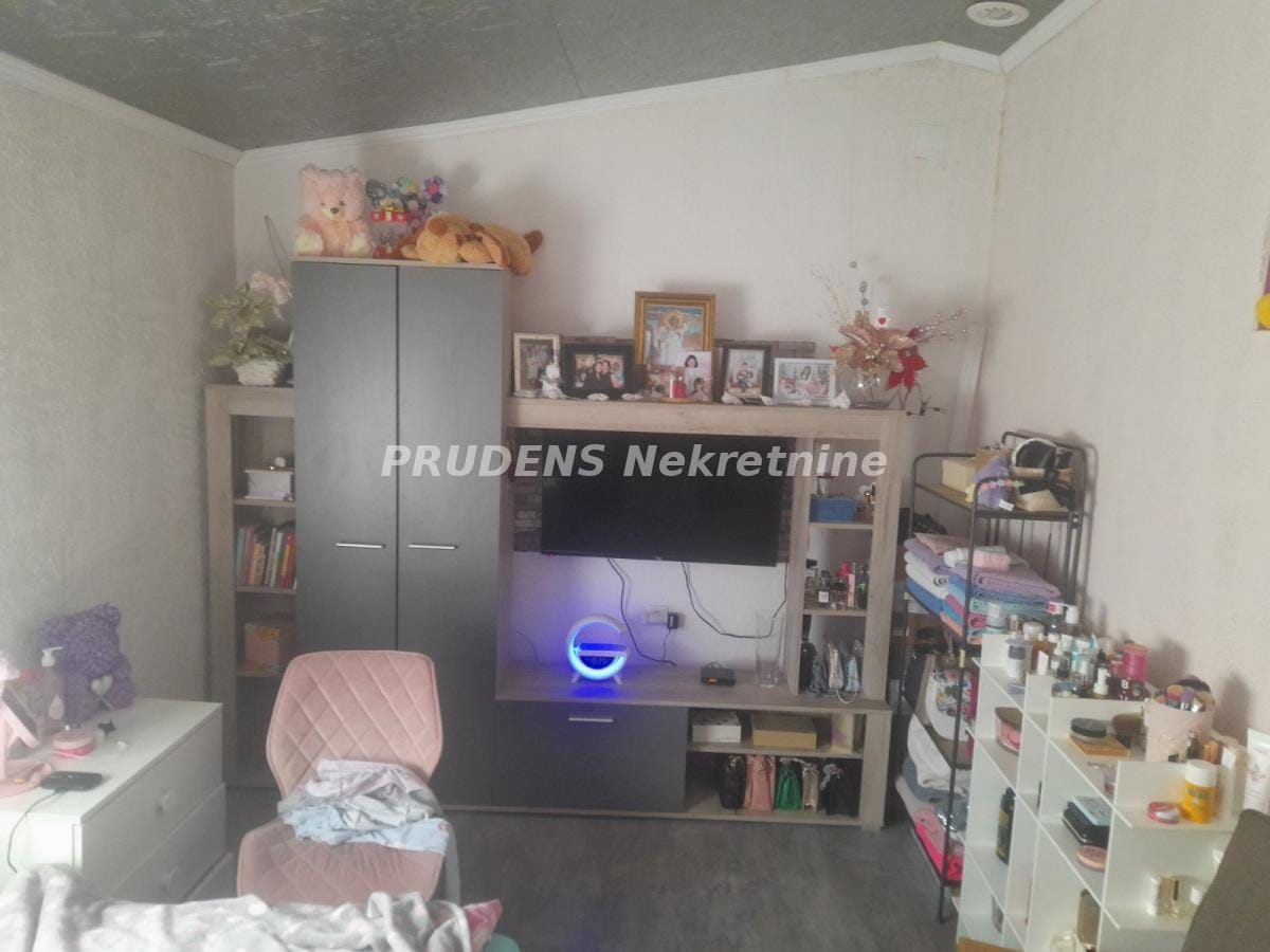 Kuća Prodaja Pećinci Kuća Prodaja Pećinci Deč 90 m2