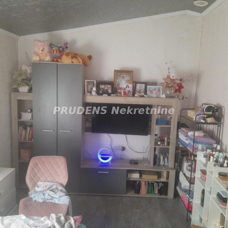 Kuća Prodaja Pećinci Deč 90 m2