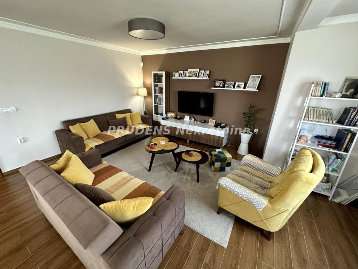 Kuća Prodaja Beograd Kuća Prodaja Beograd Dobanovci 110 m2