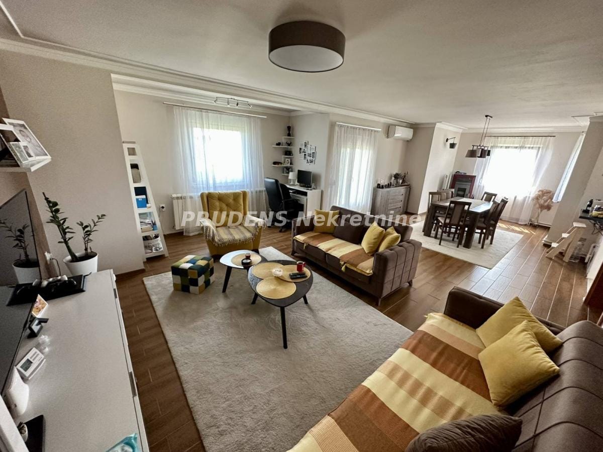 Kuća Prodaja Beograd Kuća Prodaja Beograd Dobanovci 110 m2