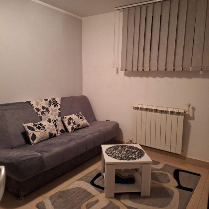 Stan Prodaja Novi Sad  34 m2