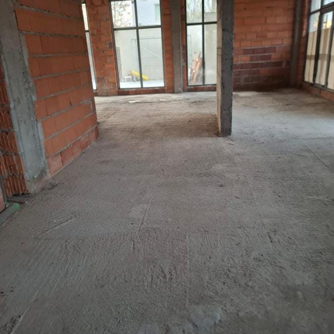 Lokal Izdavanje Novi Sad  220 m2