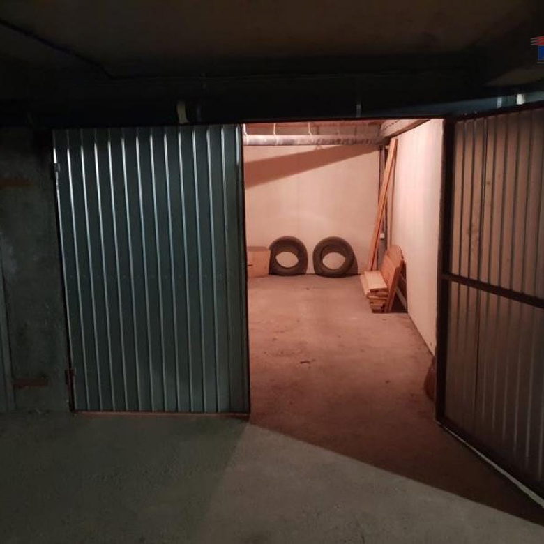 Garaža Prodaja Novi Sad  15 m2