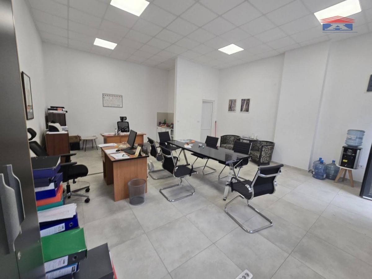 Lokal Prodaja Novi Sad  86 m2