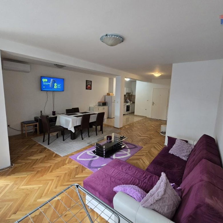 Stan Prodaja Novi Sad  92 m2