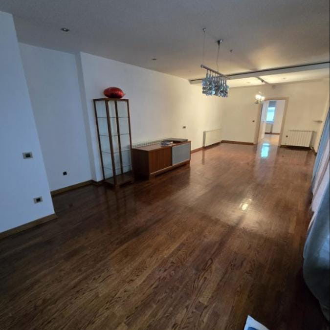Lokal Izdavanje Novi Sad  119 m2