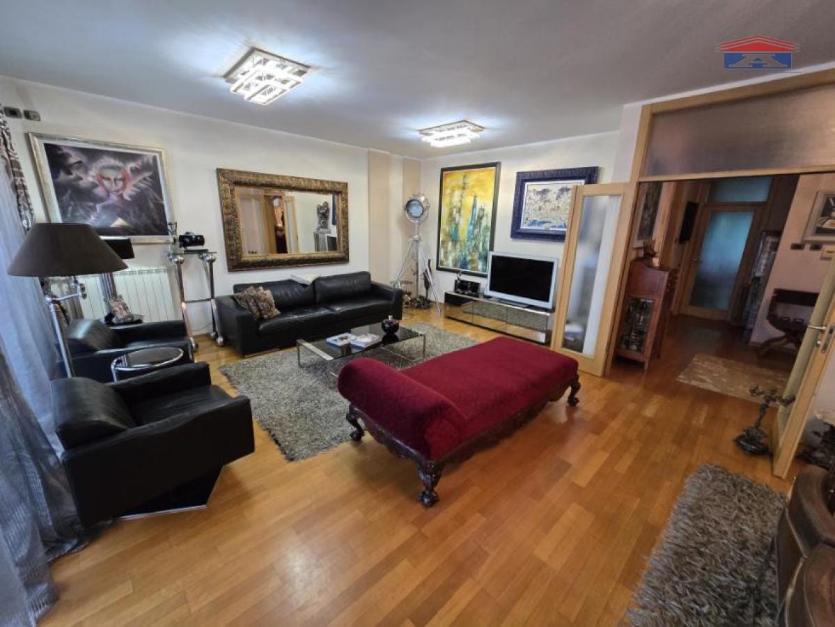 Stan Prodaja Novi Sad Stan Prodaja Novi Sad 131 m2