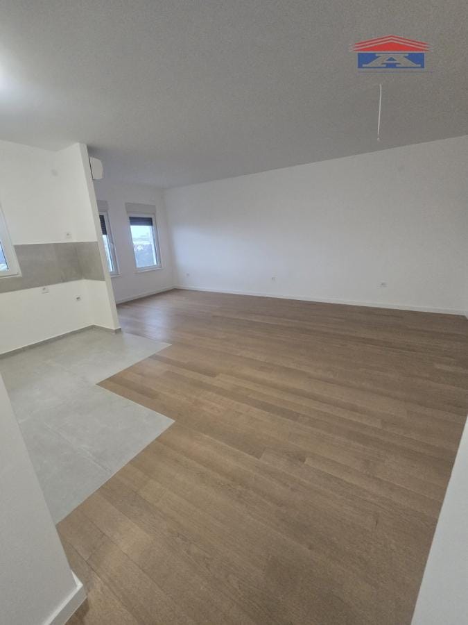 Stan Prodaja Novi Sad  129 m2