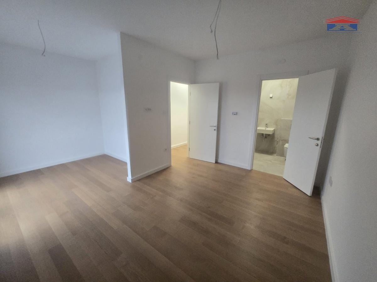 Stan Prodaja Novi Sad  129 m2