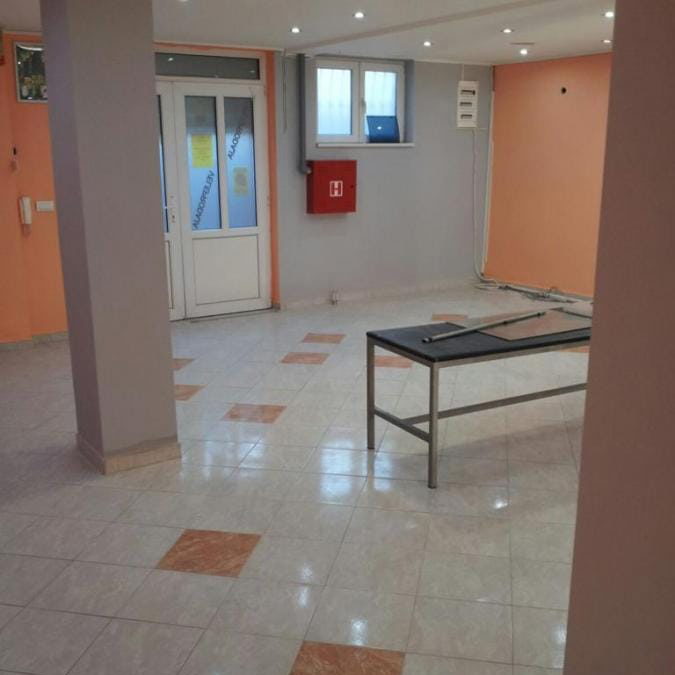 Lokal Prodaja Novi Sad  260 m2