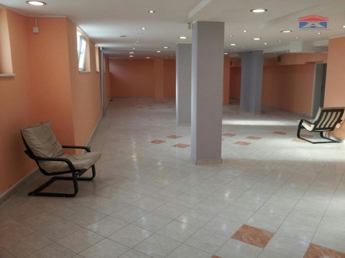 Lokal Prodaja Novi Sad  260 m2