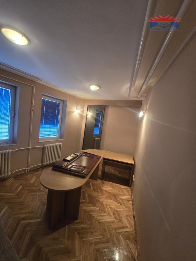 Lokal Izdavanje Novi Sad  40 m2