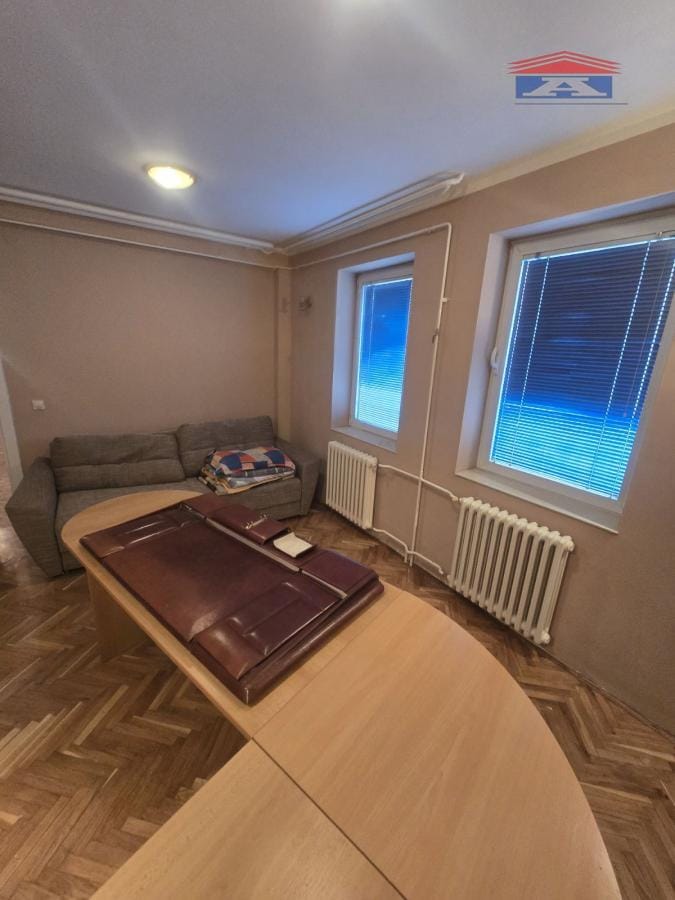 Lokal Izdavanje Novi Sad  40 m2