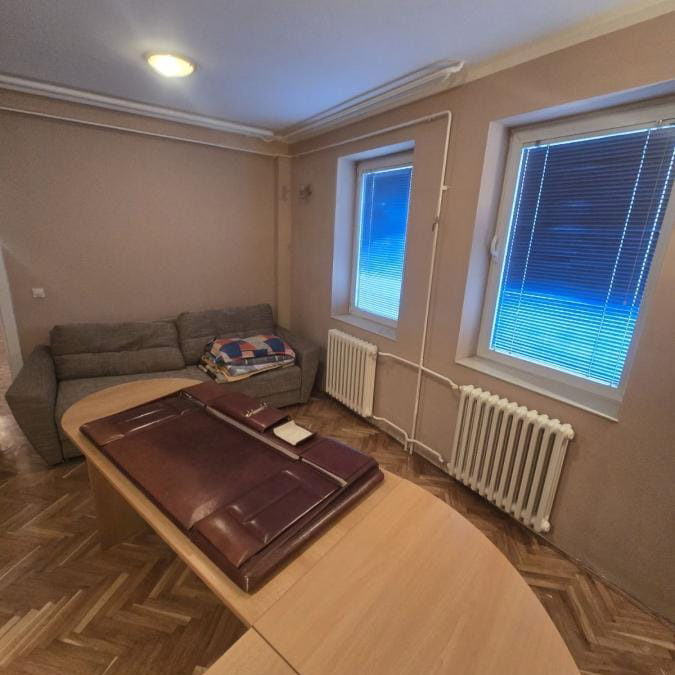 Lokal Izdavanje Novi Sad  40 m2