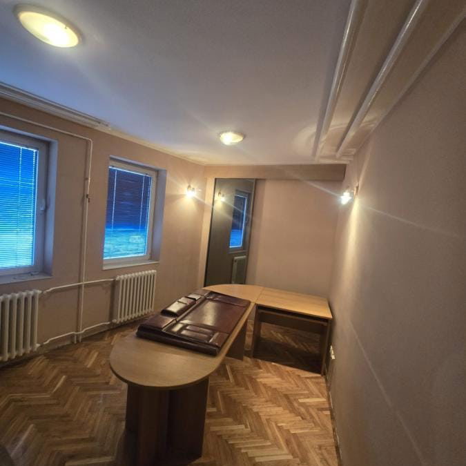 Lokal Izdavanje Novi Sad  40 m2