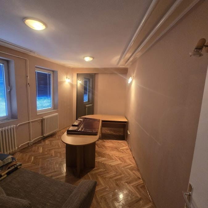 Lokal Izdavanje Novi Sad  40 m2