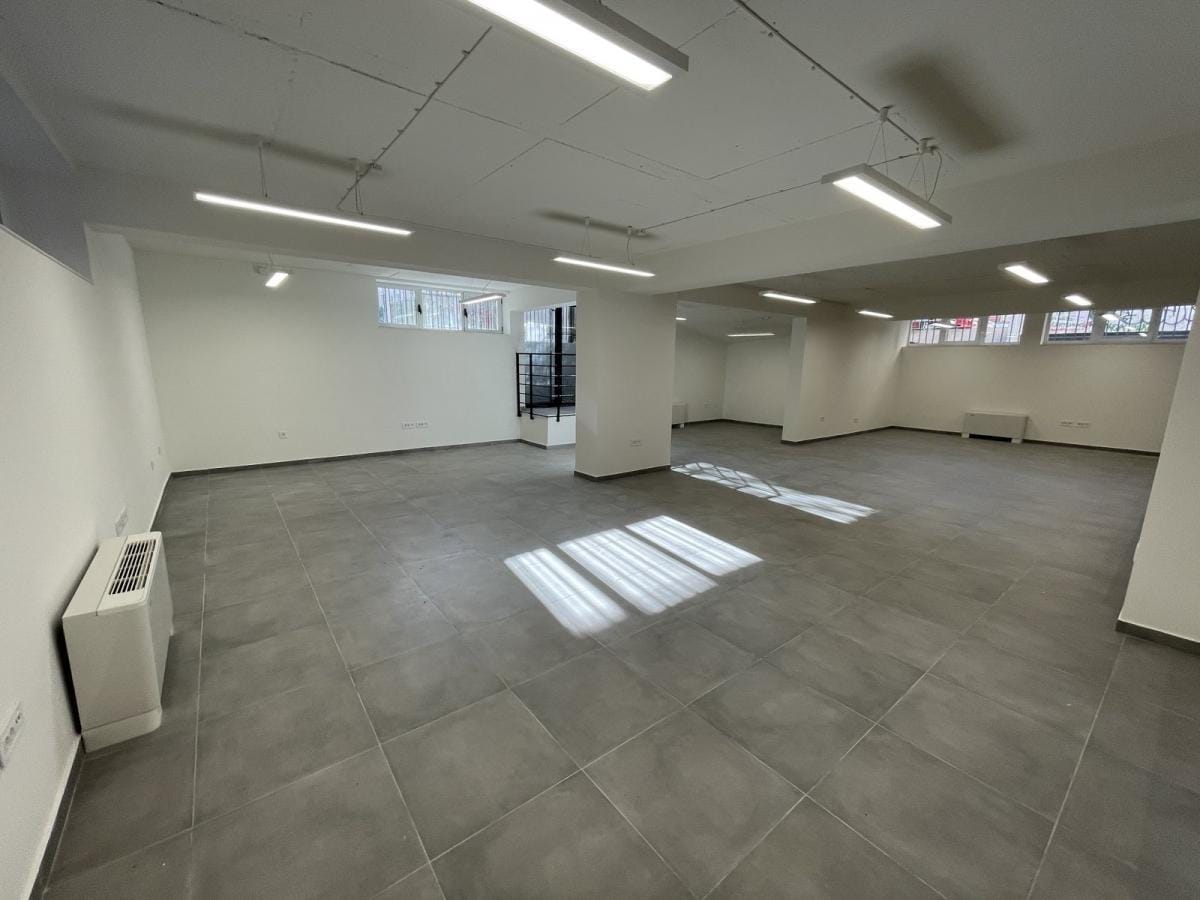 Lokal Prodaja Novi Sad  212 m2