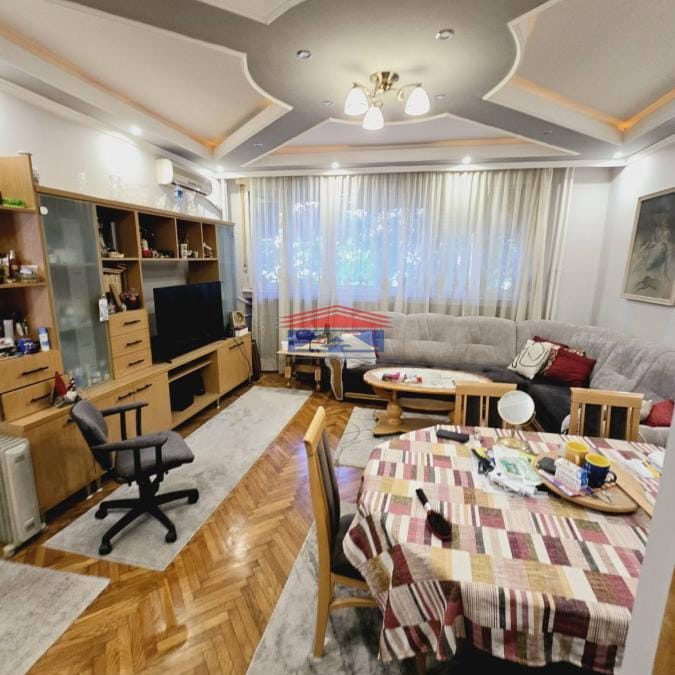 Stan Prodaja Novi Sad  87 m2