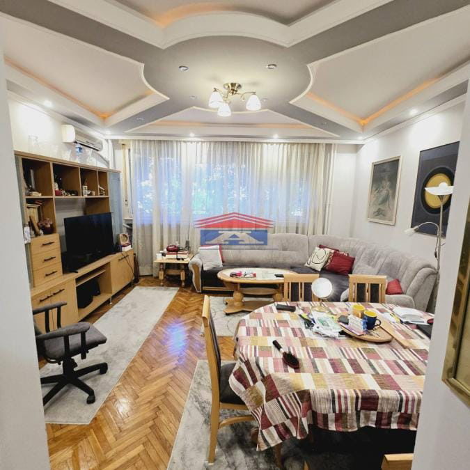 Stan Prodaja Novi Sad  87 m2